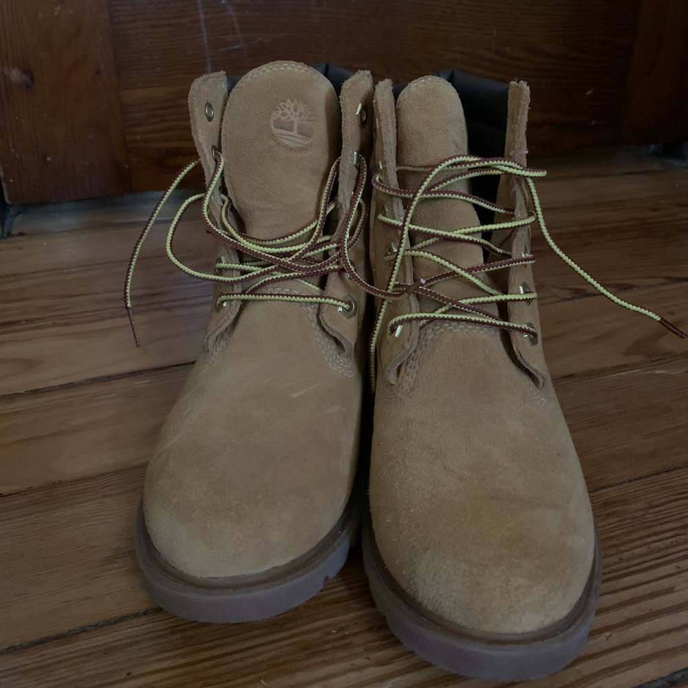 NWOT Timberland Boots